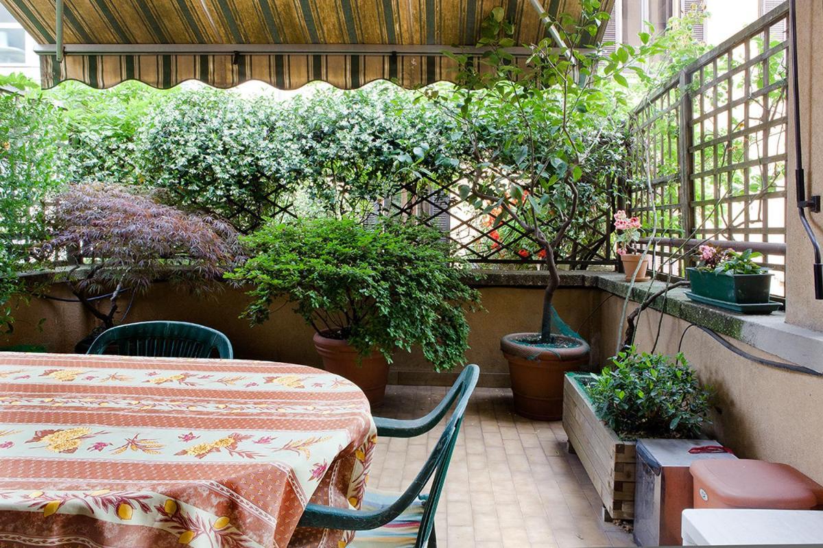 Apartment With Terrace In Central มิลาน ภายนอก รูปภาพ