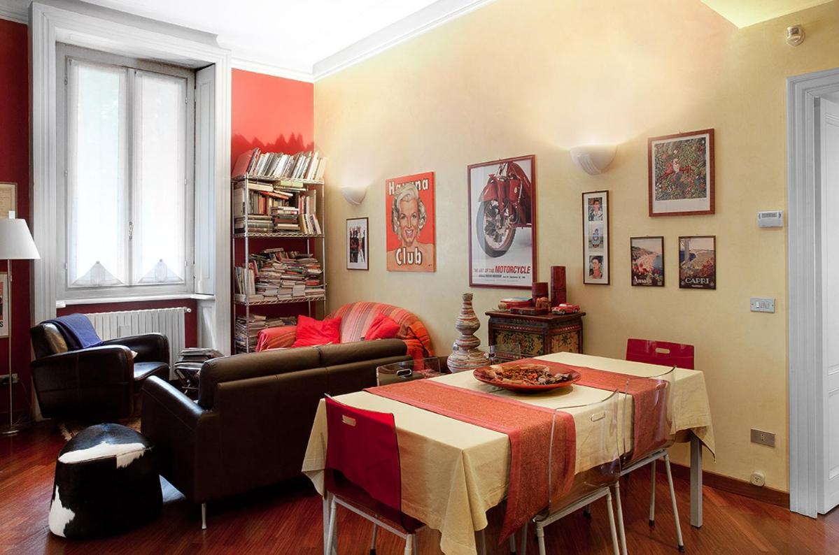 Apartment With Terrace In Central มิลาน ภายนอก รูปภาพ